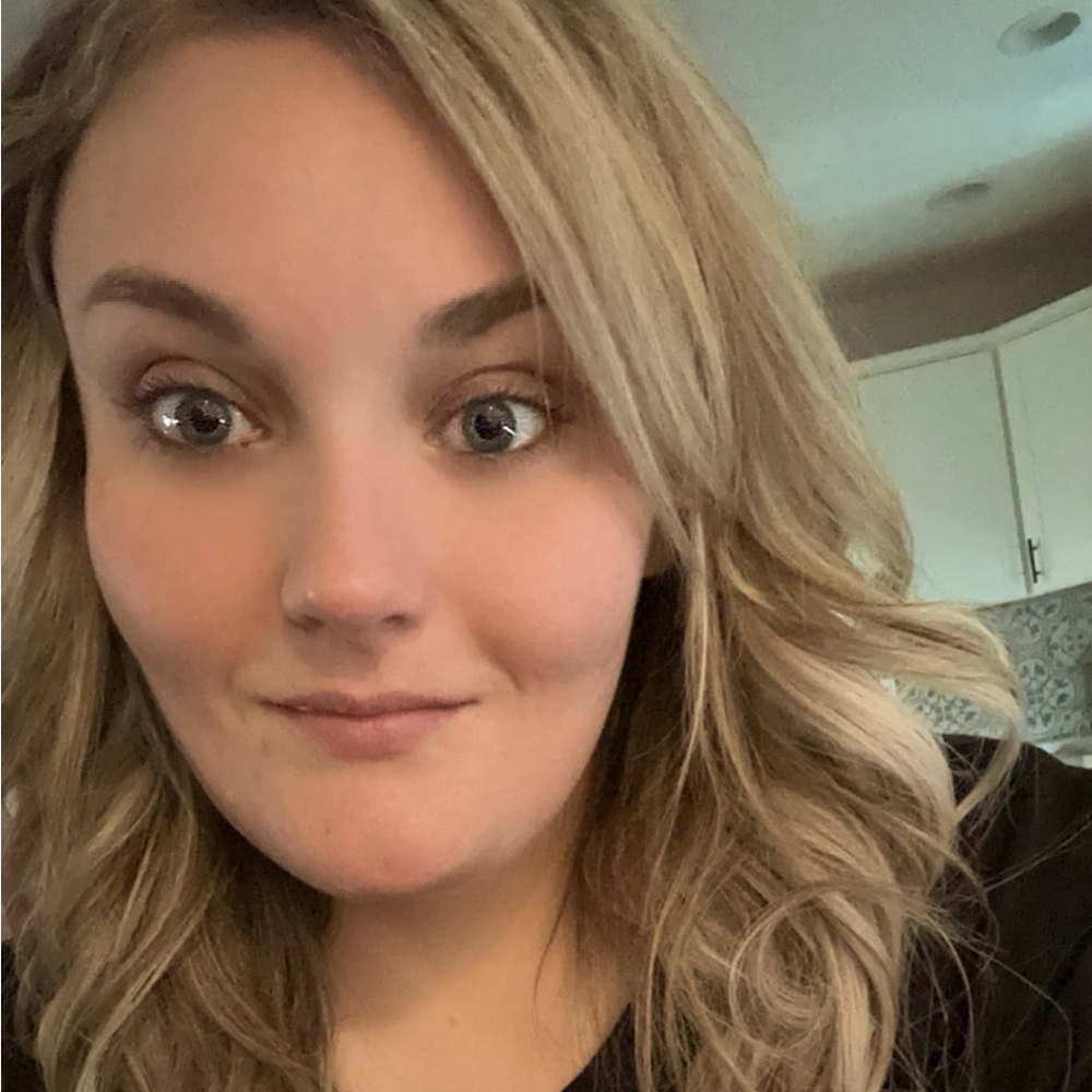 Meet your Posher, Wendy